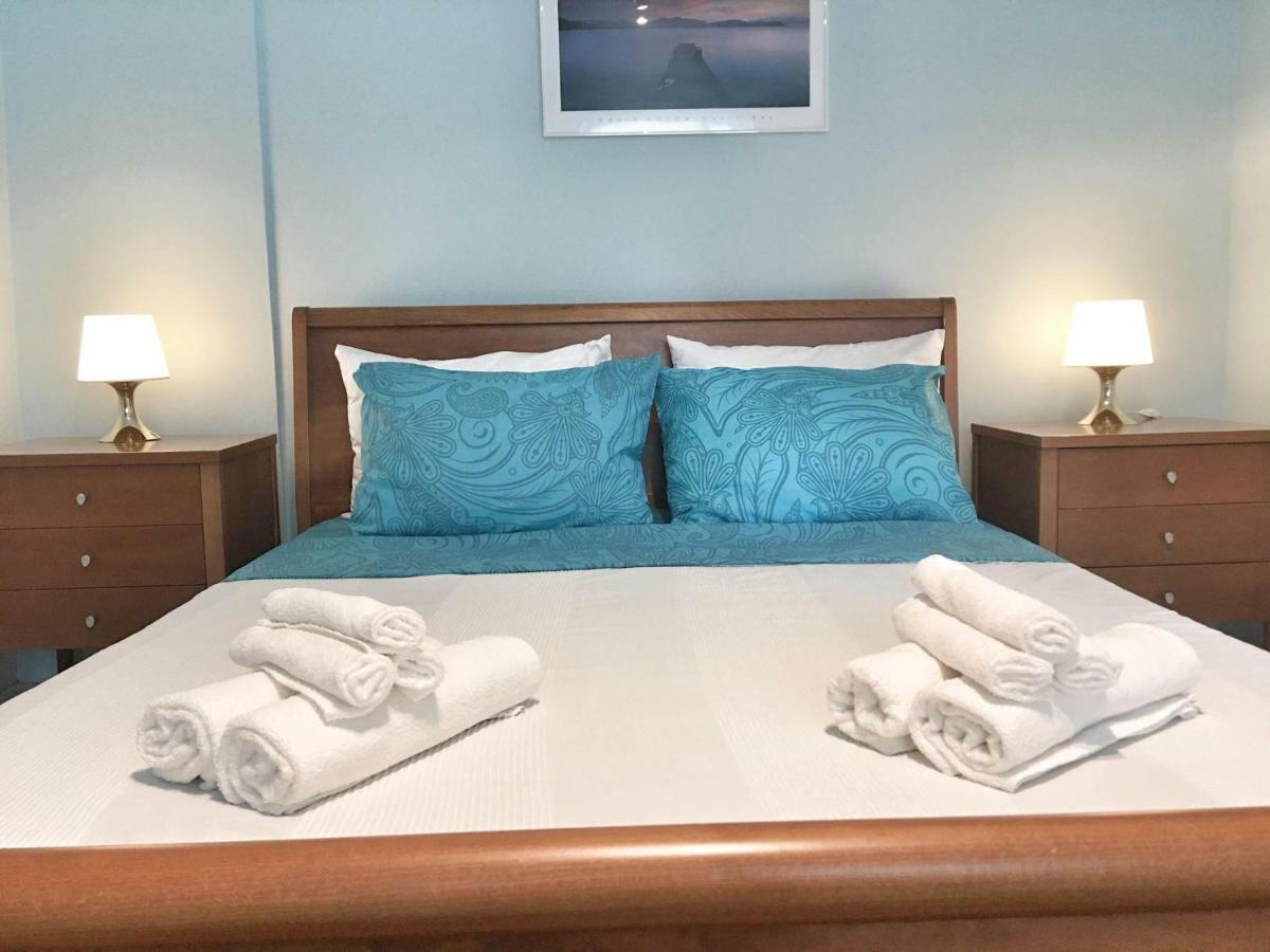 Renovated Apt 100M From Beach Wifi Ac Anavyssos Ngoại thất bức ảnh